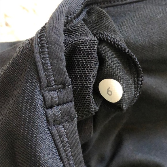 Lululemon 🍋 Racer back Tank top - Picture 4 of 4